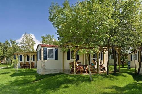 Imagen general del Hotel Mobile Homes Lanterna. Foto 10