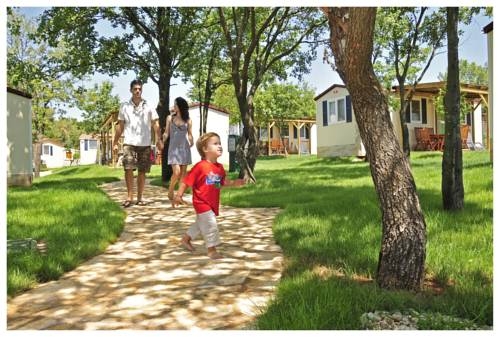 Imagen general del Hotel Mobile Homes Lanterna. Foto 15