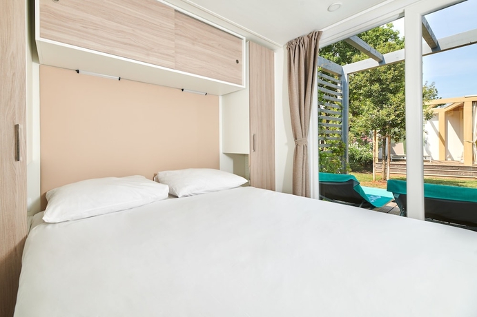 Imagen de la habitación del Hotel Mobile Homes Stella Maris. Foto 3