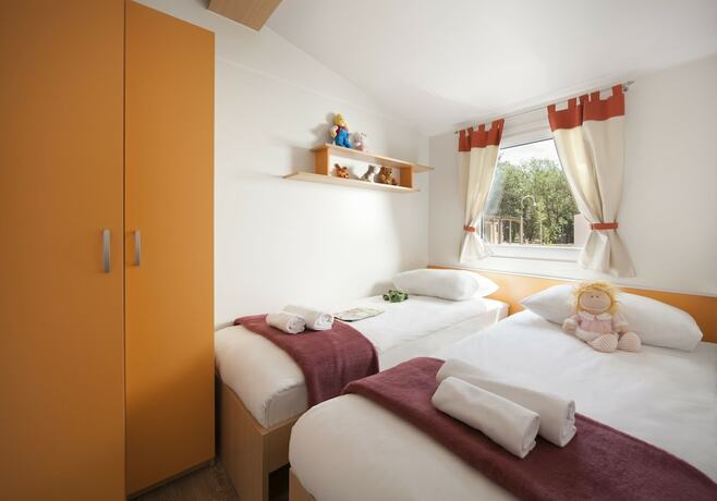 Imagen general del Hotel Mobile Homes Valkanela. Foto 1