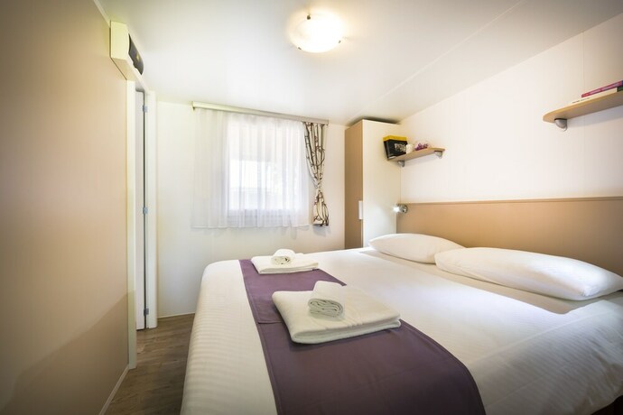 Imagen de la habitación del Hotel Mobile Homes Valkanela. Foto 29