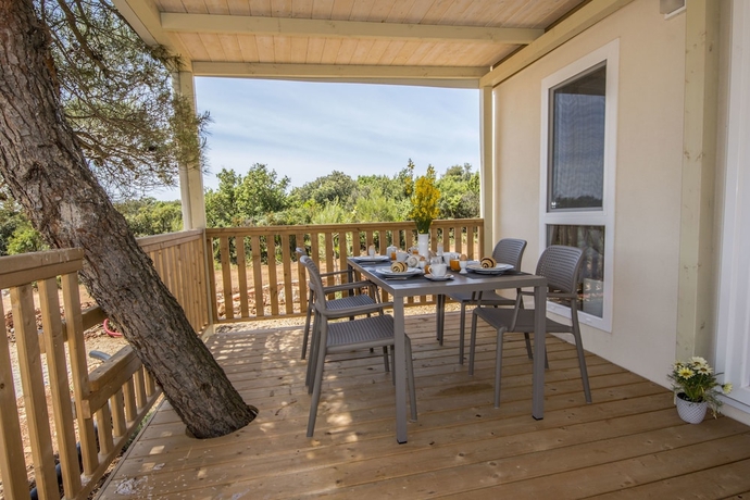 Imagen de la habitación del Hotel Mobile Homes at Camping Ugljan Resort. Foto 6