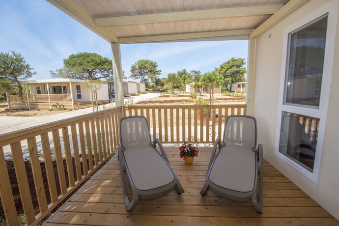 Imagen de la habitación del Hotel Mobile Homes at Camping Ugljan Resort. Foto 9