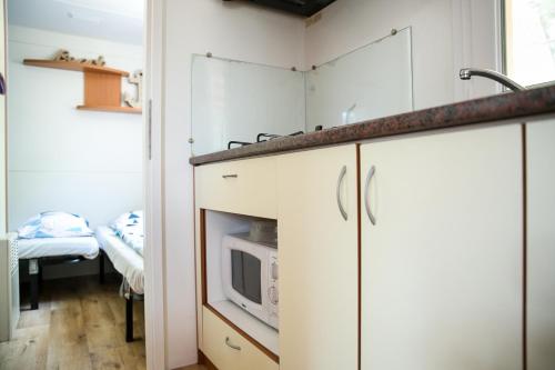 Imagen general del Hotel Mobilhome Baška Voda | Kemp Baško Polje. Foto 6