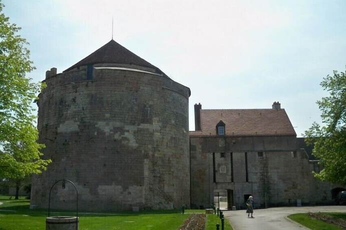 Imagen general del Hotel Mobilhome Camping Arquebuse. Foto 3