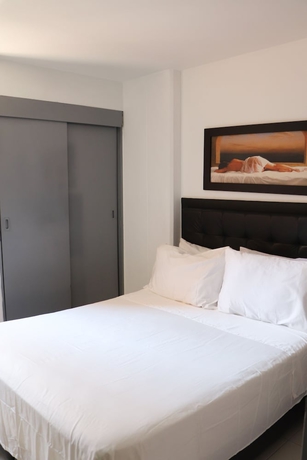 Imagen de la habitación del Hotel Moblat Apartamentos. Foto 16