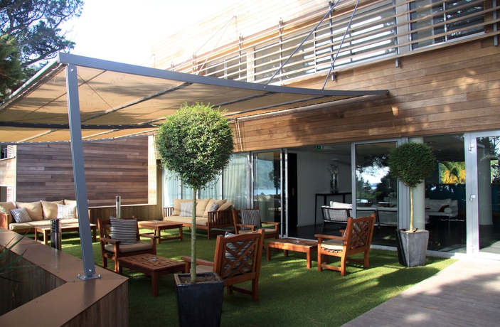 Imagen de los exteriores del Hotel Moby Dick, Porto Vecchio. Foto 5