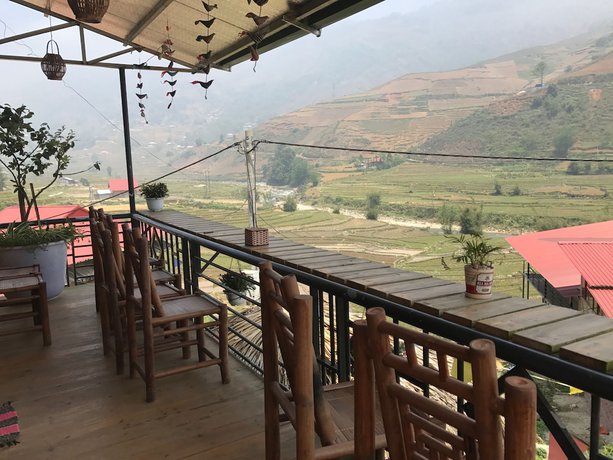 Imagen del bar/restaurante del Hotel Moc Anh House. Foto 7