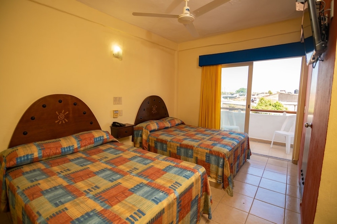 Imagen de la habitación del Hotel Mocali. Foto 13