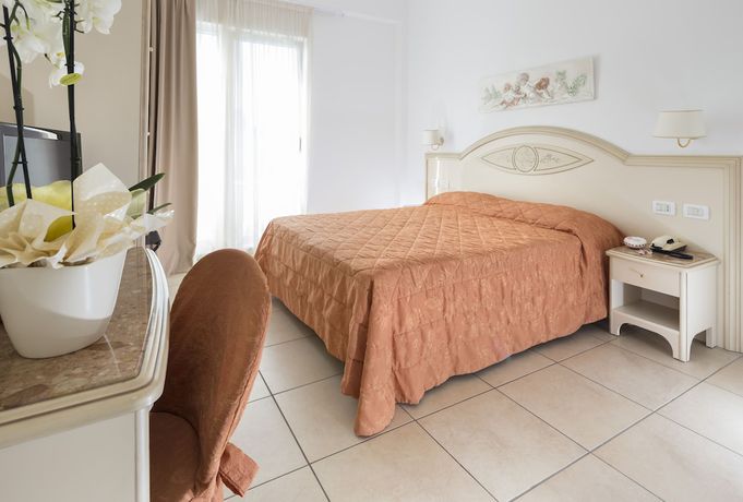 Imagen de la habitación del Hotel Mocambo, Cervia. Foto 7