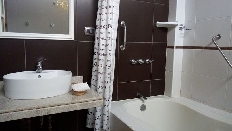 Imagen general del Hotel Mochiks. Foto 1