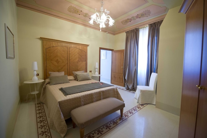 Imagen de la habitación del Hotel Mod&agrave; Antica Dimora. Foto 14