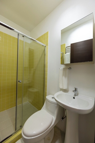 Imagen de la habitación del Hotel Modal. Foto 15