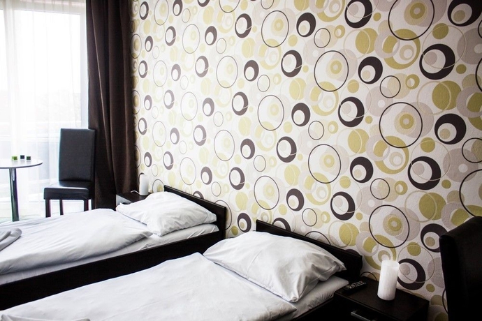 Imagen de la habitación del Hotel Modena. Foto 4