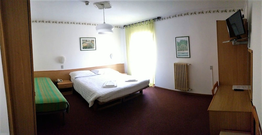 Imagen de la habitación del Hotel Modena, Malcesine. Foto 13
