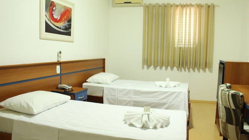 Imagen de la habitación del Hotel Modena, Sao Jose do Campos. Foto 4