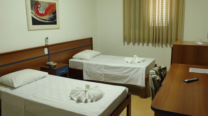 Imagen de la habitación del Hotel Modena, Sao Jose do Campos. Foto 5