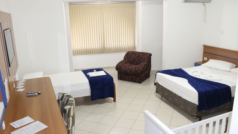 Imagen de la habitación del Hotel Modena, Sao Jose do Campos. Foto 14