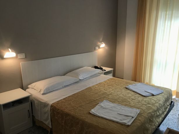 Imagen de la habitación del Hotel Modenese. Foto 10