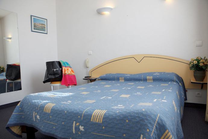 Imagen de la habitación del Hotel Modern H&ocirc;tel. Foto 2
