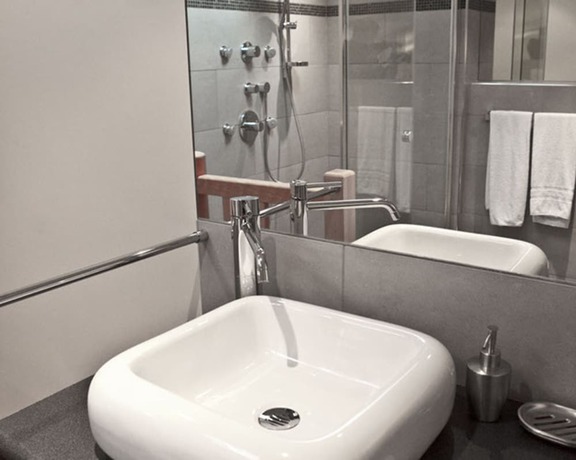 Imagen de la habitación del Hotel Modern H&ocirc;tel. Foto 5