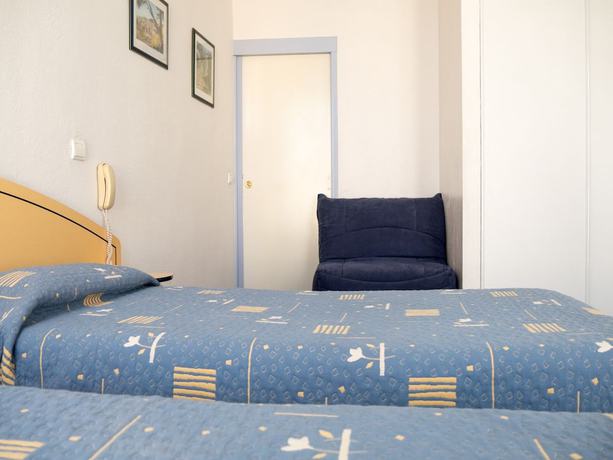 Imagen de la habitación del Hotel Modern H&ocirc;tel. Foto 16