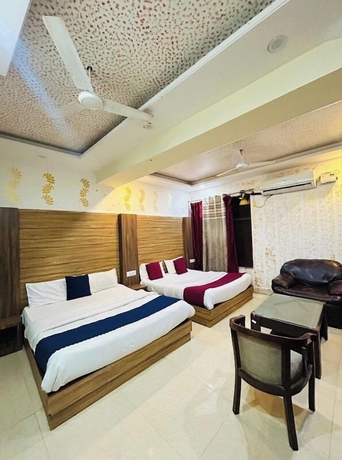 Imagen de la habitación del Hotel Modern Palace. Foto 7