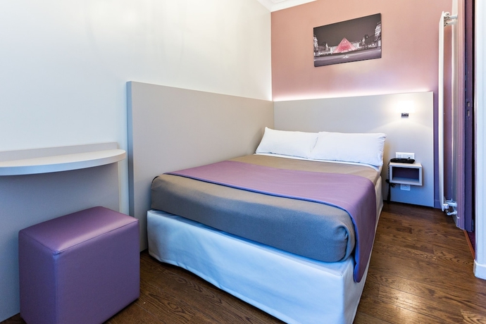 Imagen de la habitación del Hotel Modern, París. Foto 4