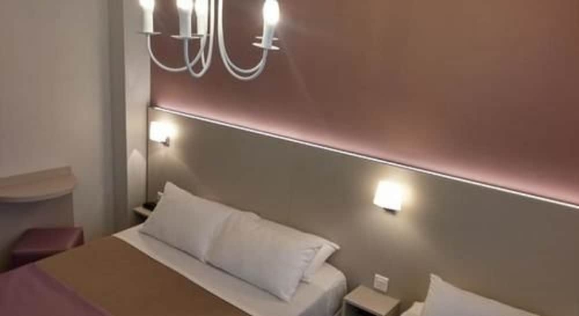 Imagen de la habitación del Hotel Modern, París. Foto 9