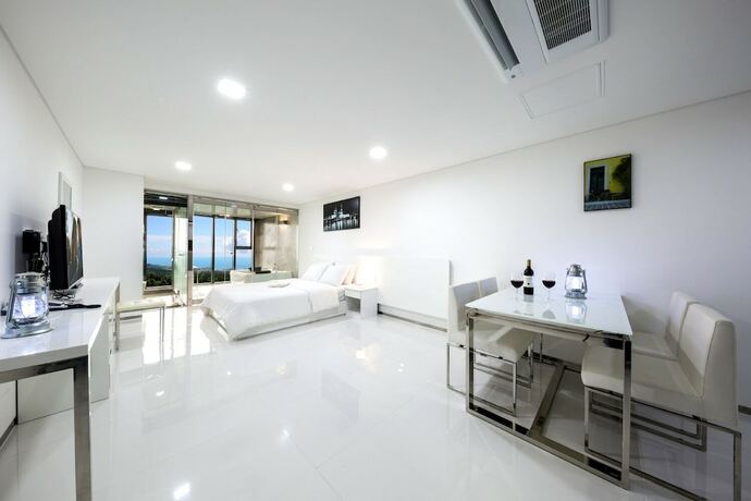 Imagen de la habitación del Hotel Modern Place Jeju. Foto 14