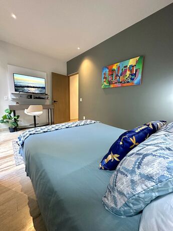 Imagen general del Hotel Modern Pool View New Condo Gym Jacuzzi. Foto 7