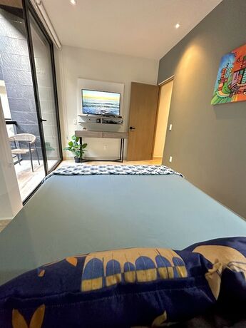 Imagen general del Hotel Modern Pool View New Condo Gym Jacuzzi. Foto 17