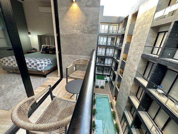 Imagen de la habitación del Hotel Modern Pool View New Condo Gym Jacuzzi. Foto 22