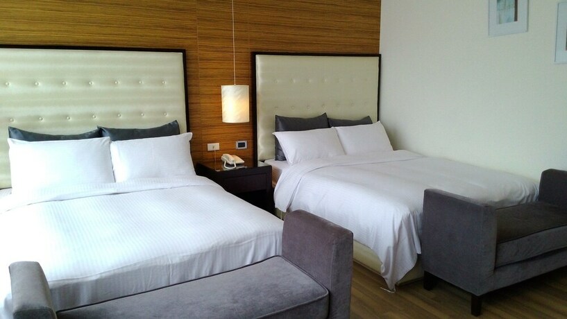 Imagen de la habitación del Hotel Modern Puli. Foto 16