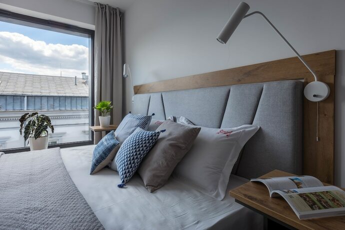 Imagen general del Hotel Modern View Of Planty Park. Foto 2