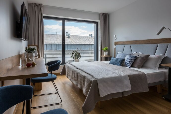 Imagen general del Hotel Modern View Of Planty Park. Foto 5