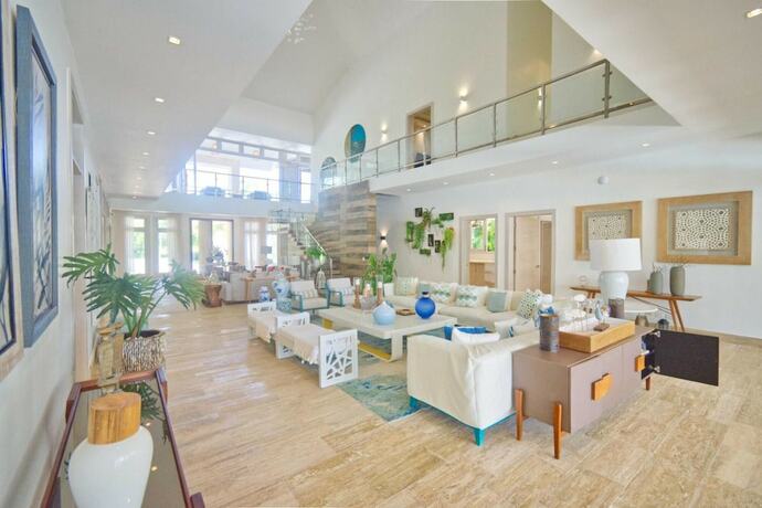 Imagen general del Hotel Modern Villa With Ocean View and Service Staff. Foto 4