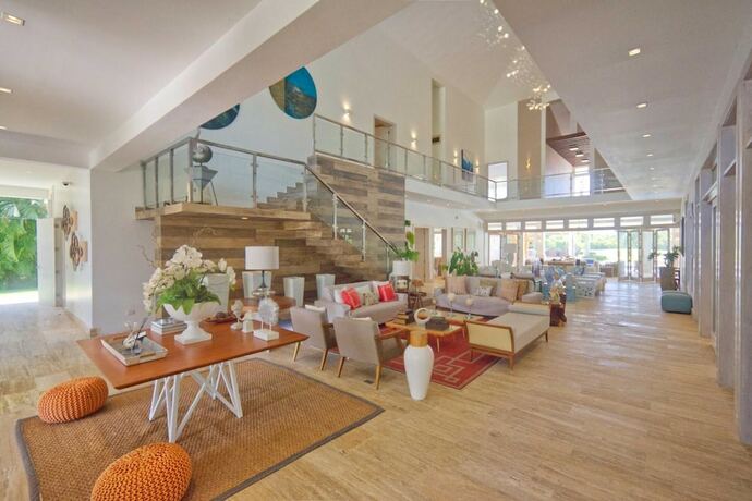 Imagen general del Hotel Modern Villa With Ocean View and Service Staff. Foto 7