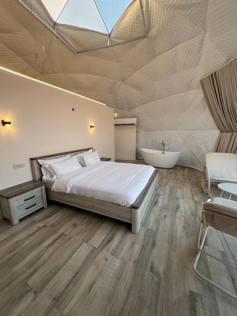 Imagen de la habitación del Hotel Modern desert gate resort. Foto 3