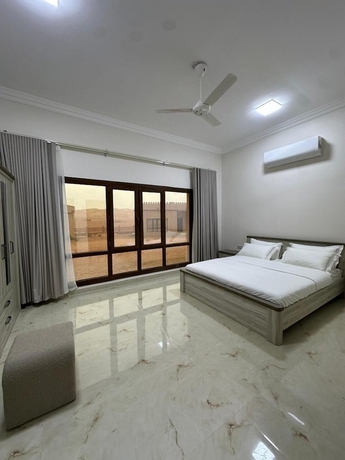 Imagen de la habitación del Hotel Modern desert gate resort. Foto 5