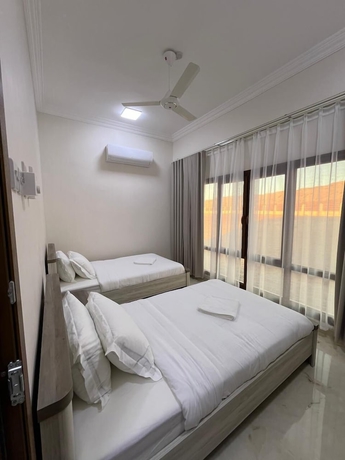 Imagen de la habitación del Hotel Modern desert gate resort. Foto 15