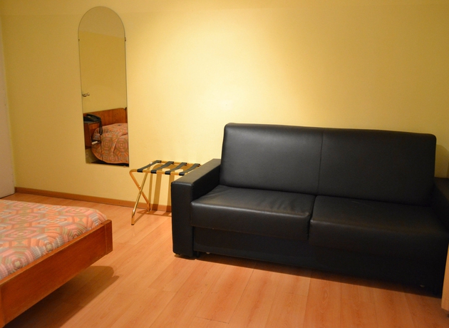 Imagen de la habitación del Hotel Moderne Genève. Foto 13