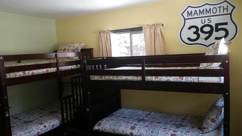Imagen de la habitación del Hotel Moderne Hostel. Foto 13