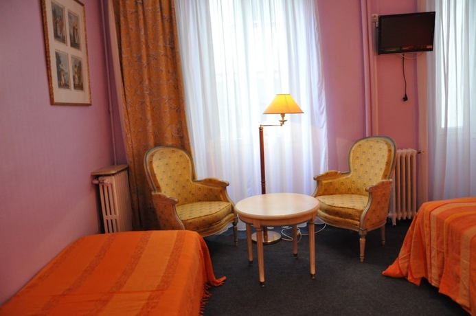 Imagen de la habitación del Hotel Moderne, Marsella. Foto 2