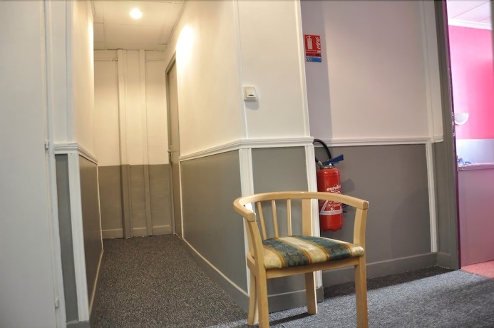 Imagen de los interiores del Hotel Moderne, Marsella. Foto 17