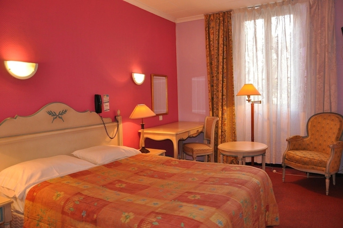 Imagen de la habitación del Hotel Moderne, Marsella. Foto 10