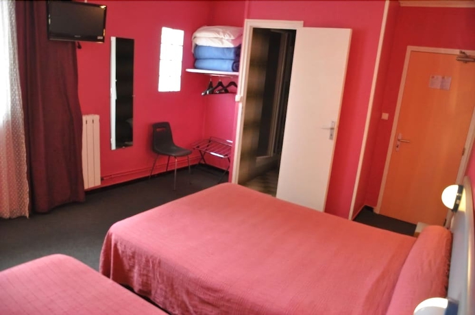Imagen de la habitación del Hotel Moderne, Marsella. Foto 12