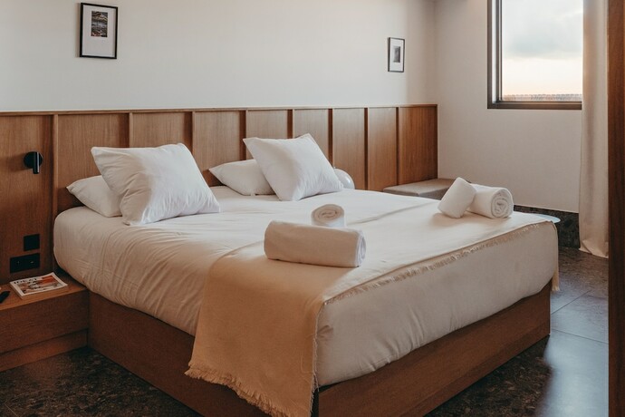 Imagen de la habitación del Hotel Moderne, Porto Vecchio. Foto 18