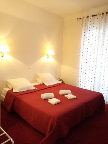 Imagen de la habitación del Hotel Moderne, VICHY. Foto 5