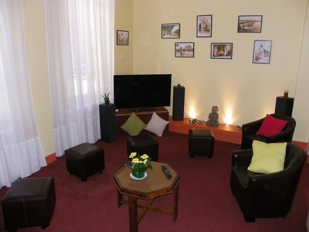 Imagen de los interiores del Hotel Moderne, VICHY. Foto 18